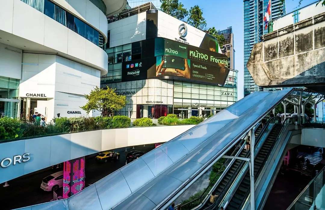 Go Inn Thonglor 23 โกอินน์ ทองหล่อ 23 X-1
